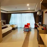 Grande Classic By Goad Avadhess Hospitality 1 Km Walking Street Pattaya Beach